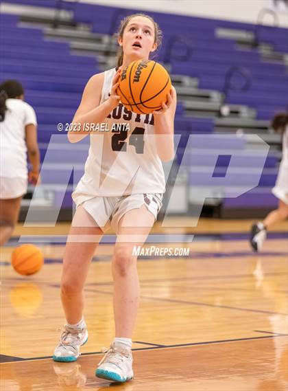 Thumbnail 1 in Austin High vs. Cedar Ridge (I45 Showdown) photogallery.