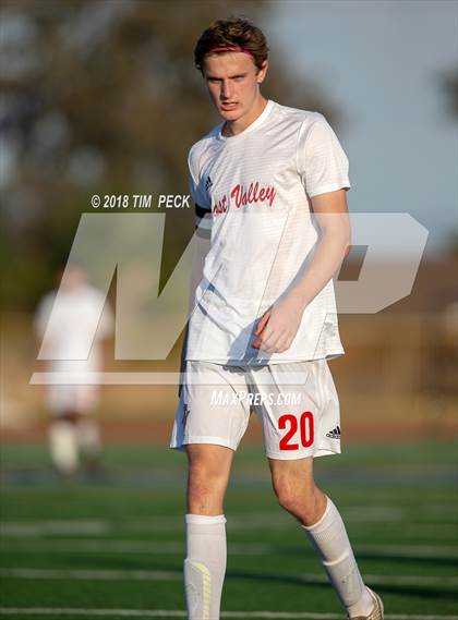 Thumbnail 1 in Dana Hills vs. Redlands East Valley photogallery.