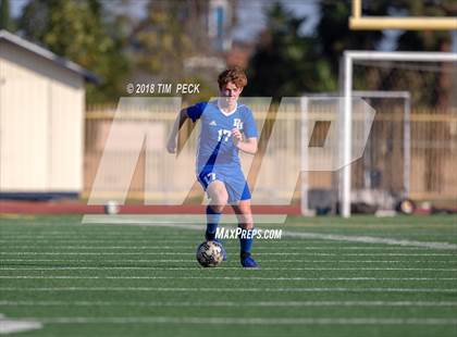 Thumbnail 1 in Dana Hills vs. Redlands East Valley photogallery.