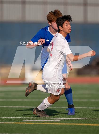 Thumbnail 2 in Dana Hills vs. Redlands East Valley photogallery.