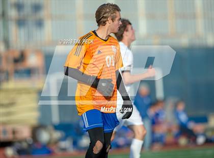 Thumbnail 2 in Dana Hills vs. Redlands East Valley photogallery.