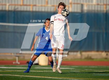 Thumbnail 2 in Dana Hills vs. Redlands East Valley photogallery.