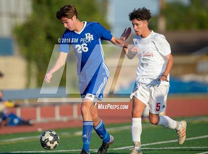 Thumbnail 3 in Dana Hills vs. Redlands East Valley photogallery.