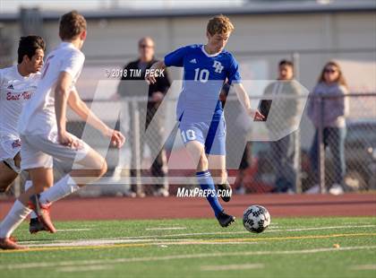 Thumbnail 3 in Dana Hills vs. Redlands East Valley photogallery.