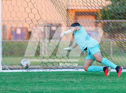 Thumbnail 1 in Village Christian Academy vs. South View (Miller Crew ‘Battle for the Bell’) photogallery.
