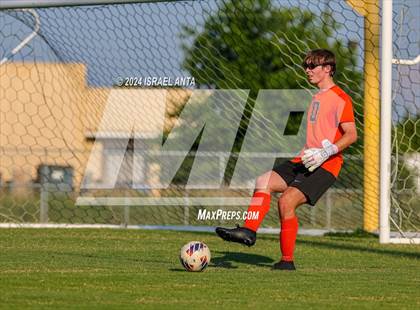 Thumbnail 2 in Village Christian Academy vs. South View (Miller Crew ‘Battle for the Bell’) photogallery.