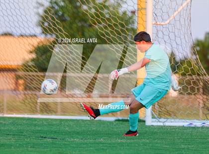 Thumbnail 1 in Village Christian Academy vs. South View (Miller Crew ‘Battle for the Bell’) photogallery.