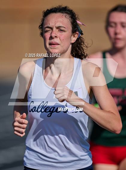 Thumbnail 1 in UIL 6A Track & Field Area 13&14 (3200M) photogallery.