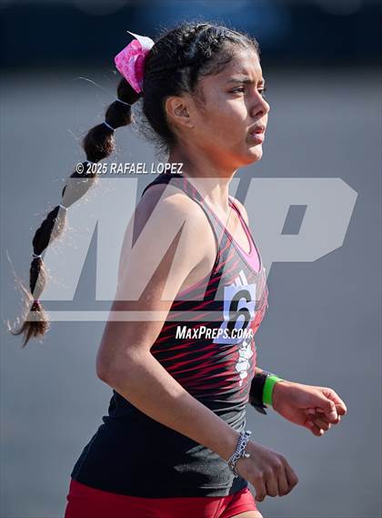 Thumbnail 1 in UIL 6A Track & Field Area 13&14 (3200M) photogallery.