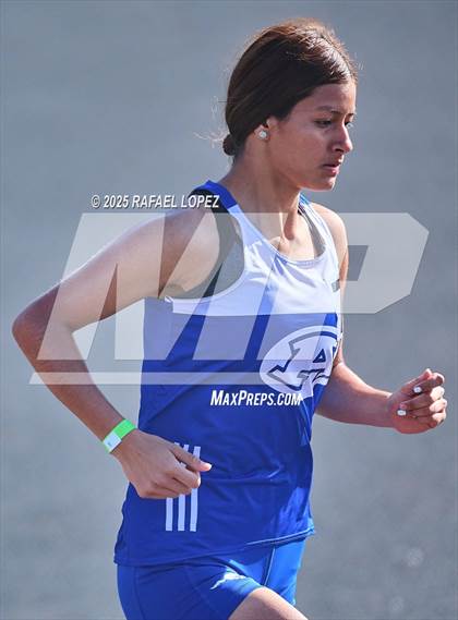 Thumbnail 2 in UIL 6A Track & Field Area 13&14 (3200M) photogallery.