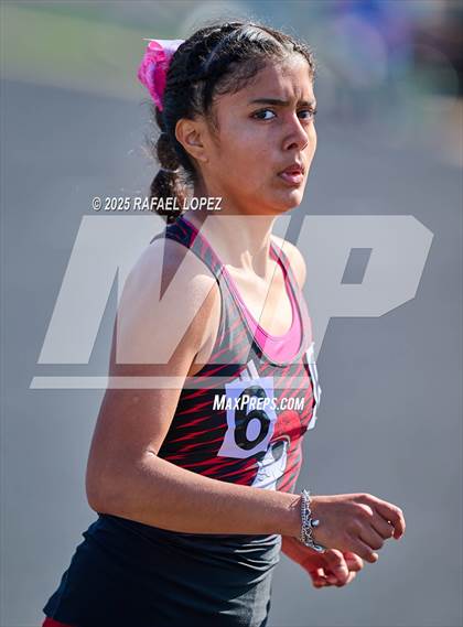 Thumbnail 1 in UIL 6A Track & Field Area 13&14 (3200M) photogallery.