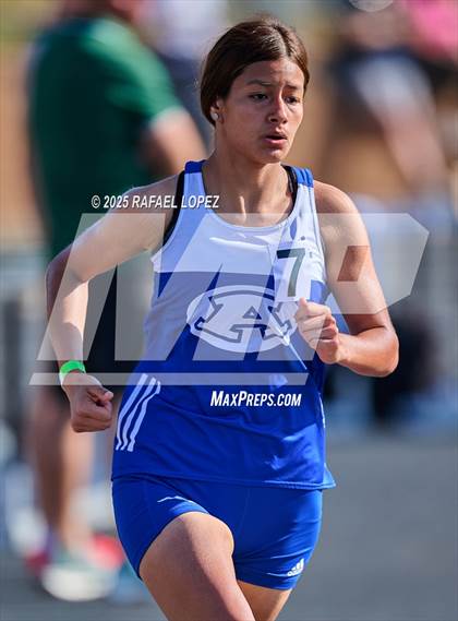 Thumbnail 3 in UIL 6A Track & Field Area 13&14 (3200M) photogallery.