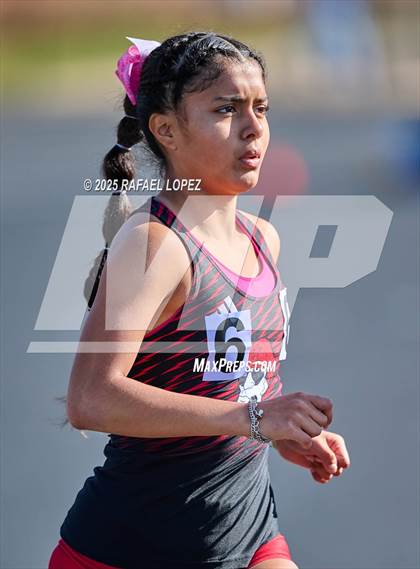 Thumbnail 3 in UIL 6A Track & Field Area 13&14 (3200M) photogallery.