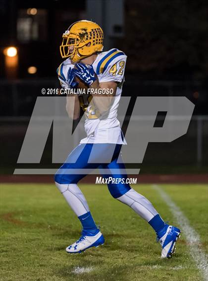 Thumbnail 3 in Lyndhurst @ New Milford photogallery.