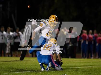 Thumbnail 2 in Lyndhurst @ New Milford photogallery.