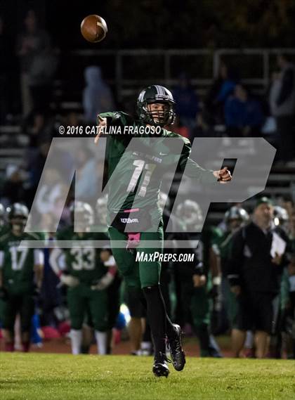 Thumbnail 3 in Lyndhurst @ New Milford photogallery.
