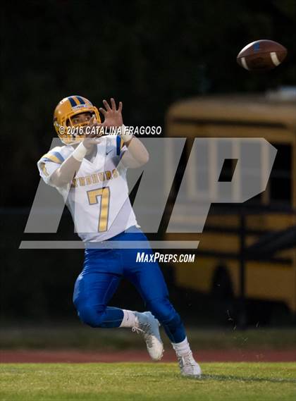 Thumbnail 2 in Lyndhurst @ New Milford photogallery.