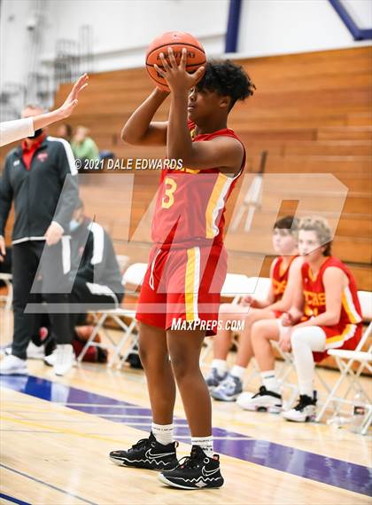 Thumbnail 3 in Cathedral Catholic vs San Marcos (Mira Mesa Marauders JV Classic) photogallery.