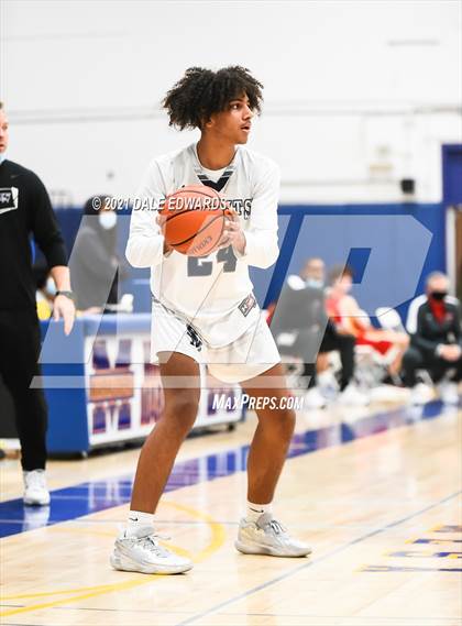 Thumbnail 2 in Cathedral Catholic vs San Marcos (Mira Mesa Marauders JV Classic) photogallery.