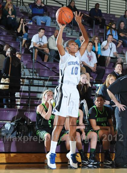 Thumbnail 3 in Miramonte vs. Windward (Nike Tournament of Champions) photogallery.