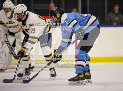 Thumbnail 2 in Suffern vs. West Genesee (NYSPHSAA D1 Final) photogallery.