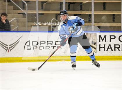 Thumbnail 3 in Suffern vs. West Genesee (NYSPHSAA D1 Final) photogallery.