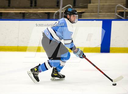 Thumbnail 2 in Suffern vs. West Genesee (NYSPHSAA D1 Final) photogallery.