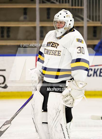 Thumbnail 3 in Suffern vs. West Genesee (NYSPHSAA D1 Final) photogallery.