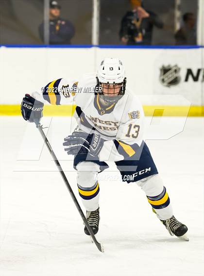 Thumbnail 1 in Suffern vs. West Genesee (NYSPHSAA D1 Final) photogallery.