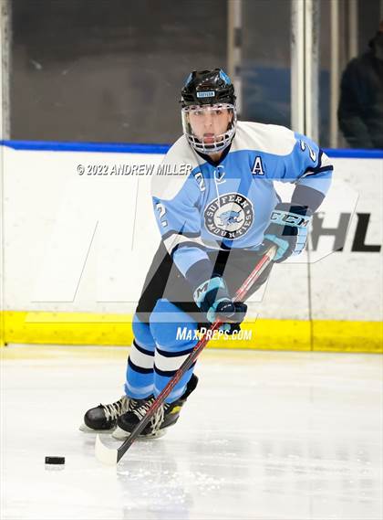 Thumbnail 2 in Suffern vs. West Genesee (NYSPHSAA D1 Final) photogallery.