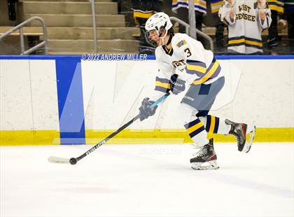 Thumbnail 2 in Suffern vs. West Genesee (NYSPHSAA D1 Final) photogallery.