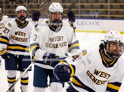 Thumbnail 1 in Suffern vs. West Genesee (NYSPHSAA D1 Final) photogallery.