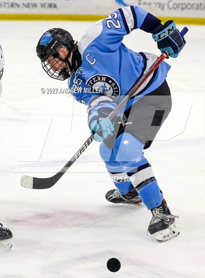 Thumbnail 3 in Suffern vs. West Genesee (NYSPHSAA D1 Final) photogallery.
