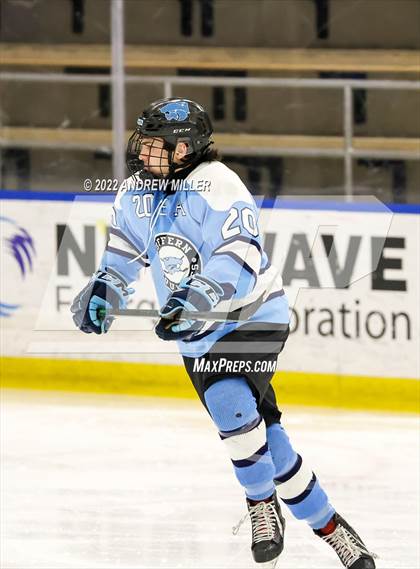 Thumbnail 3 in Suffern vs. West Genesee (NYSPHSAA D1 Final) photogallery.