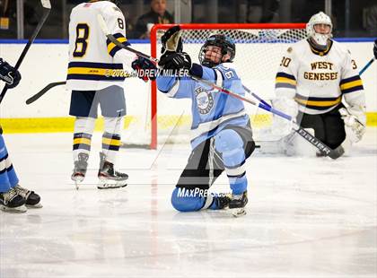 Thumbnail 3 in Suffern vs. West Genesee (NYSPHSAA D1 Final) photogallery.