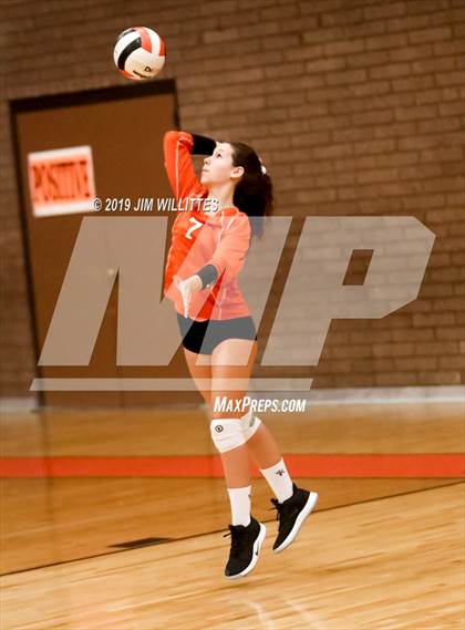 Thumbnail 1 in Desert Ridge @ Corona del Sol photogallery.