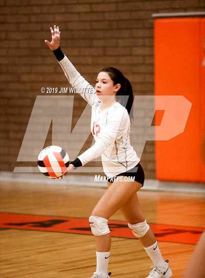 Thumbnail 3 in Desert Ridge @ Corona del Sol photogallery.