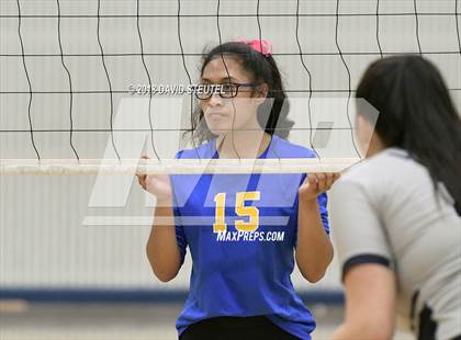Thumbnail 1 in Vista del Lago @ Del Campo photogallery.