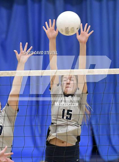 Thumbnail 3 in Vista del Lago @ Del Campo photogallery.
