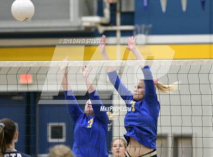 Thumbnail 3 in Vista del Lago @ Del Campo photogallery.