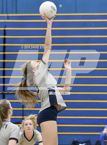 Thumbnail 1 in Vista del Lago @ Del Campo photogallery.