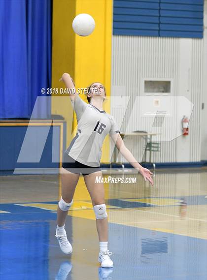Thumbnail 1 in Vista del Lago @ Del Campo photogallery.