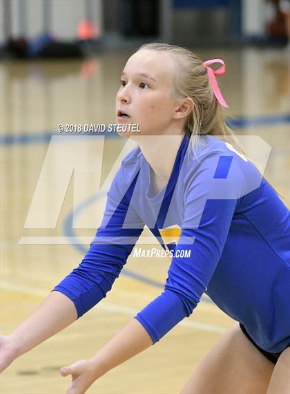 Thumbnail 1 in Vista del Lago @ Del Campo photogallery.