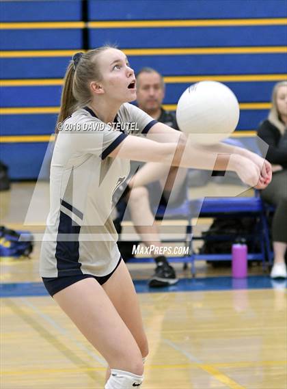 Thumbnail 2 in Vista del Lago @ Del Campo photogallery.