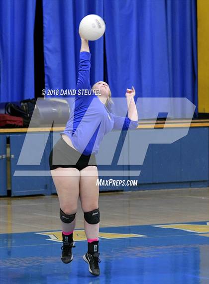 Thumbnail 1 in Vista del Lago @ Del Campo photogallery.