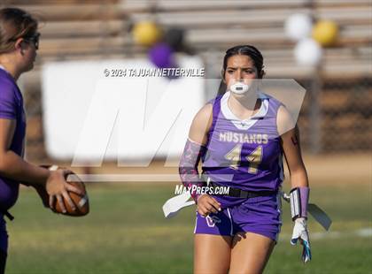 Thumbnail 2 in Valencia @ Vasquez photogallery.
