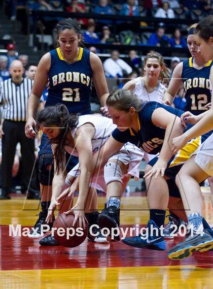 Thumbnail 2 in  Immanuel vs. Kern Valley (CIF CS D5 Final) photogallery.
