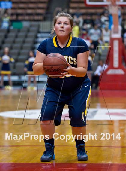 Thumbnail 2 in  Immanuel vs. Kern Valley (CIF CS D5 Final) photogallery.