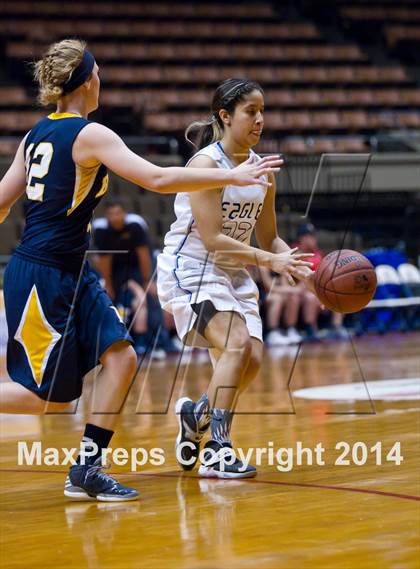 Thumbnail 3 in  Immanuel vs. Kern Valley (CIF CS D5 Final) photogallery.