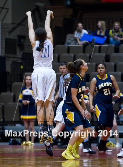 Thumbnail 3 in  Immanuel vs. Kern Valley (CIF CS D5 Final) photogallery.